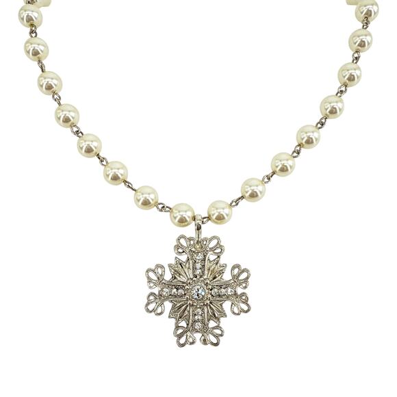 VIRGINS SAINTS & ANGELS Iconic Cream 8mm Pearl Choker & Electra Cross Medallion - Picture 4 of 7